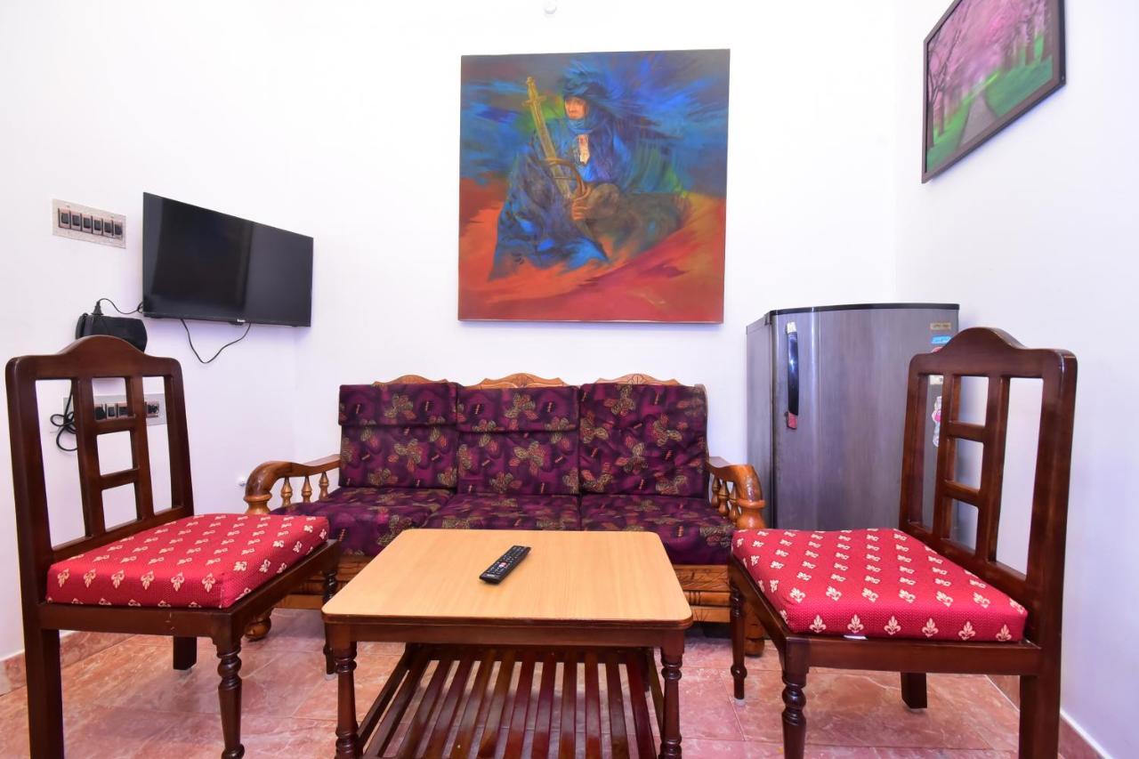 Villa Betty Beach Front Puducherry Buitenkant foto