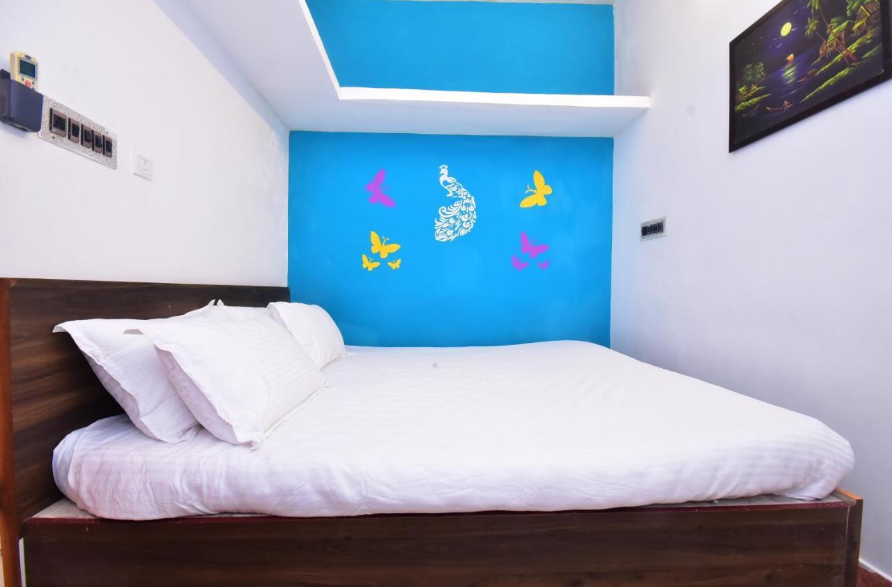 Villa Betty Beach Front Puducherry Buitenkant foto