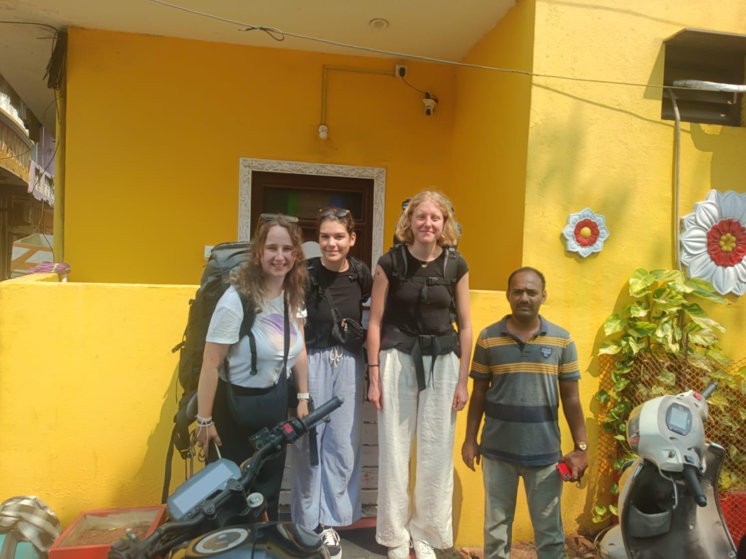 Villa Betty Beach Front Puducherry Buitenkant foto